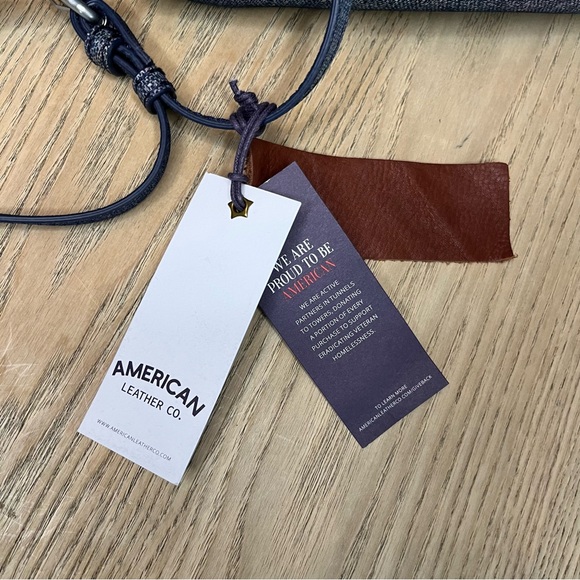 NWT American Leather Co. Hampton Large Zip Around Crossbody Indigo Multi Blue - Picture 6 of 10